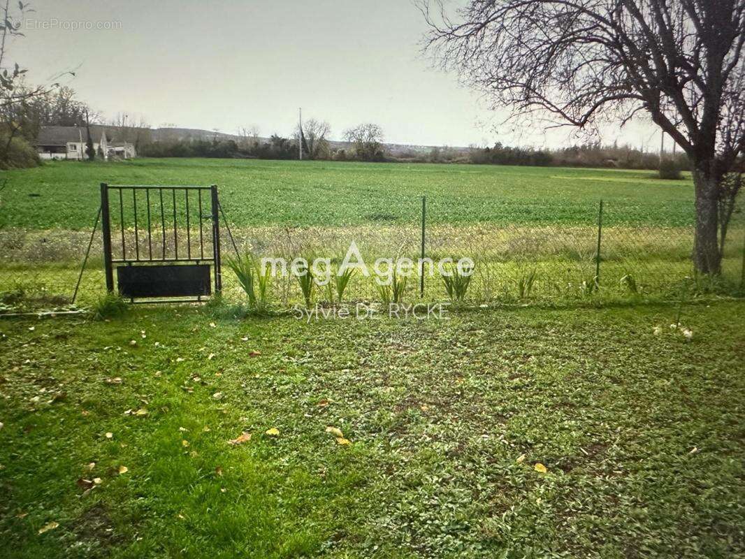 Maison à COURLON-SUR-YONNE