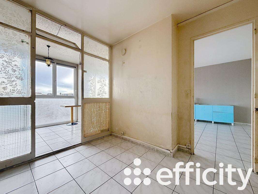 Appartement à LYON-9E