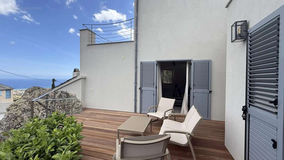 Très Belle maison T5 piscine garage studio - photo 24