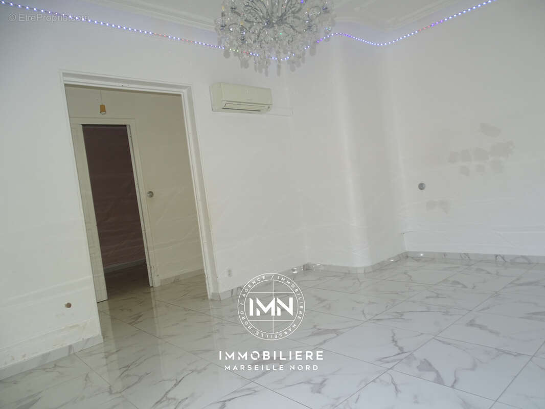 Appartement à MARSEILLE-16E