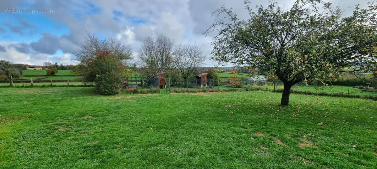 Maison à SAINT-VINCENT-BRAGNY