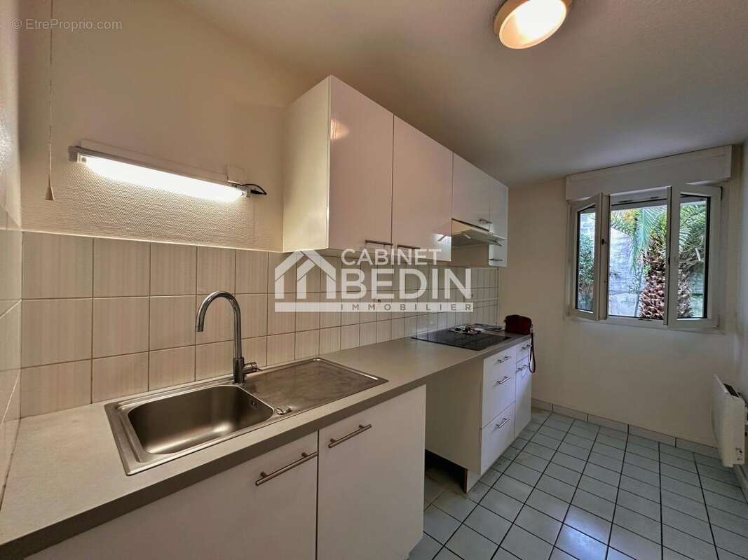 Appartement à BORDEAUX