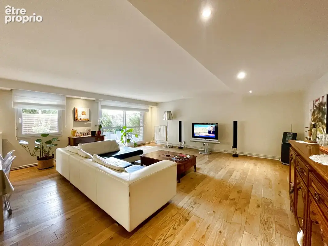 Appartement 4 pièces 145 m² à vendre à Lens (62300) - photo 2