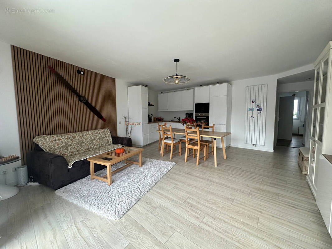 séjour - Appartement à REZE