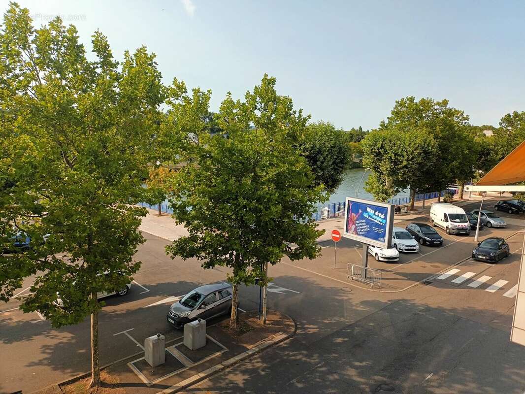 Appartement à MONTCEAU-LES-MINES