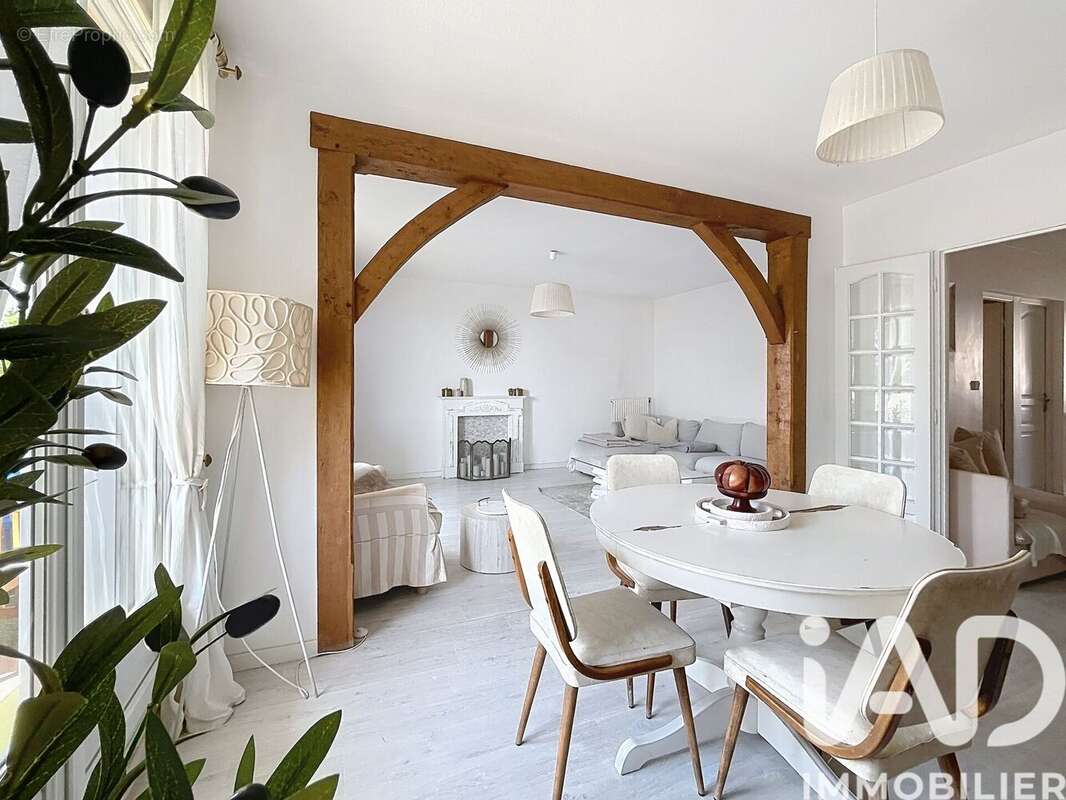 Photo 6 - Appartement à VILLEURBANNE