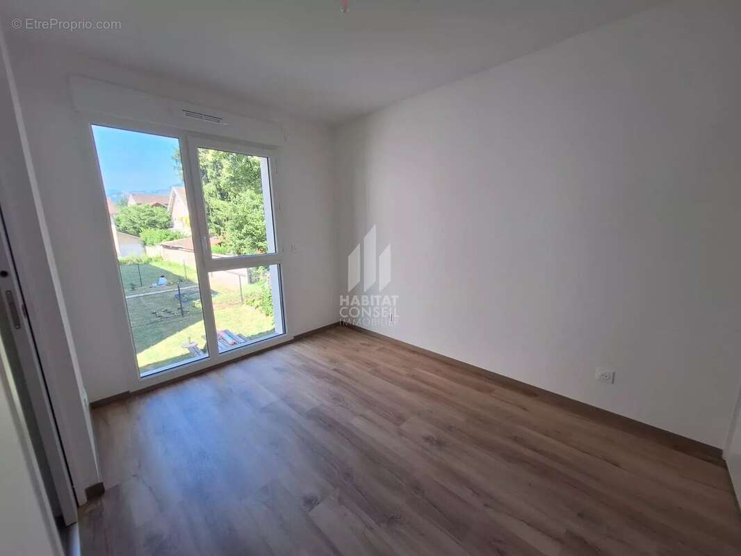 Appartement à CORENC