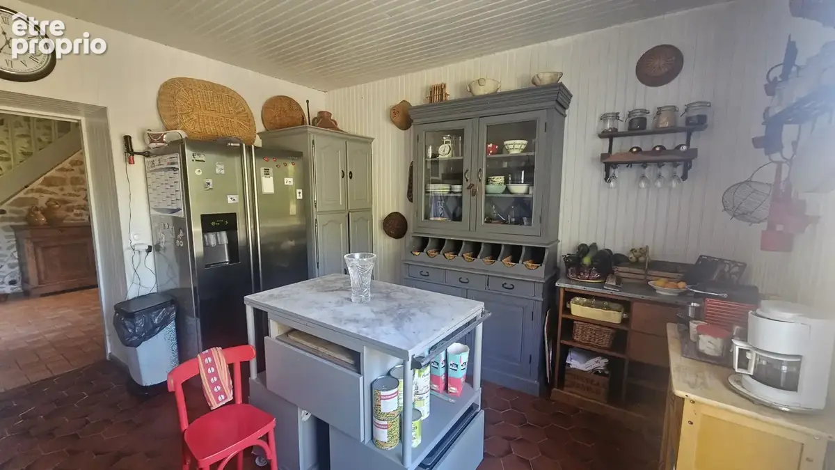 GRAND-CHÉZEAUX (87) — Belle maison en pierre rénovée, isolée sans vis-à-vis, terrain de plus de 4 000 m2 - photo 5