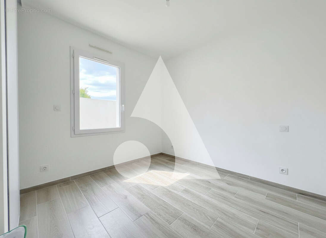Maison Saintes 4 pièces 85 m2 - photo 8