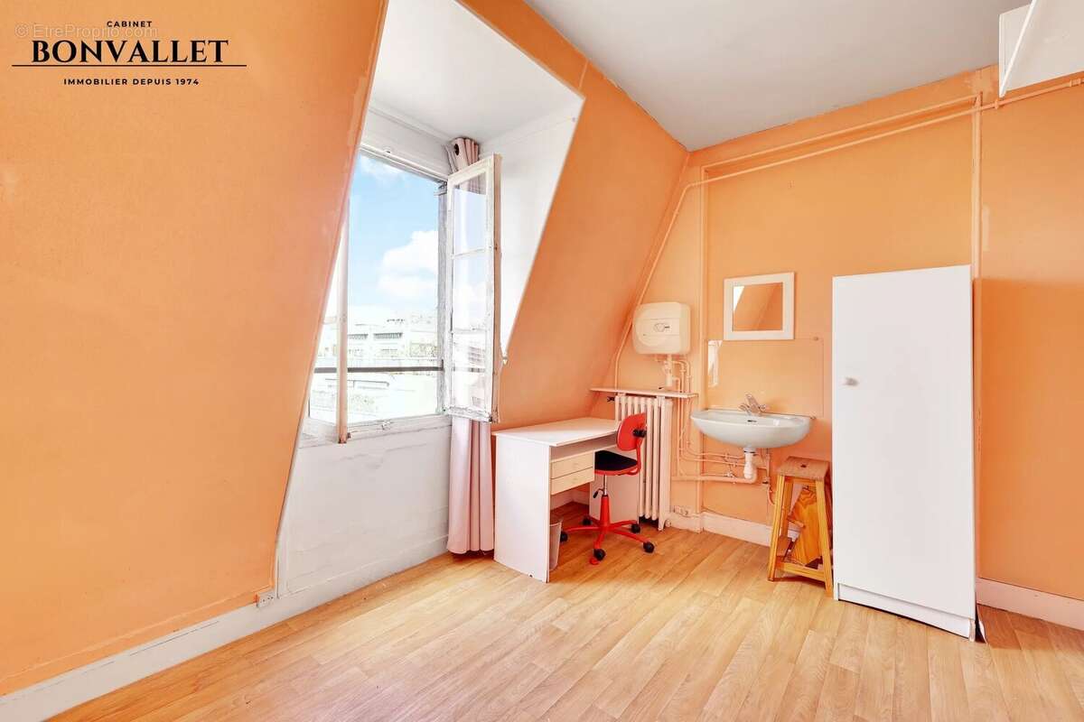 Appartement à PARIS-15E