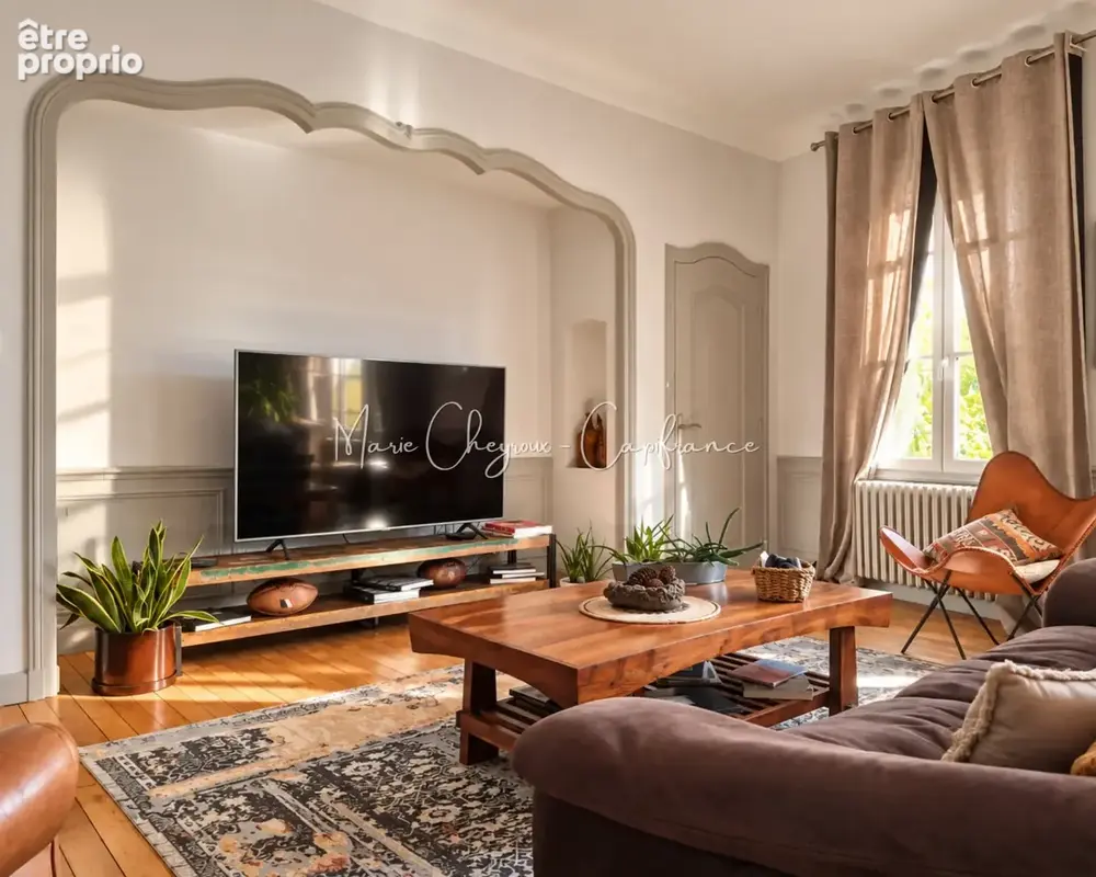 129 m² de charme et de lumière au coeur historique - BRIVE LA GAILLARDE (19) - photo 4