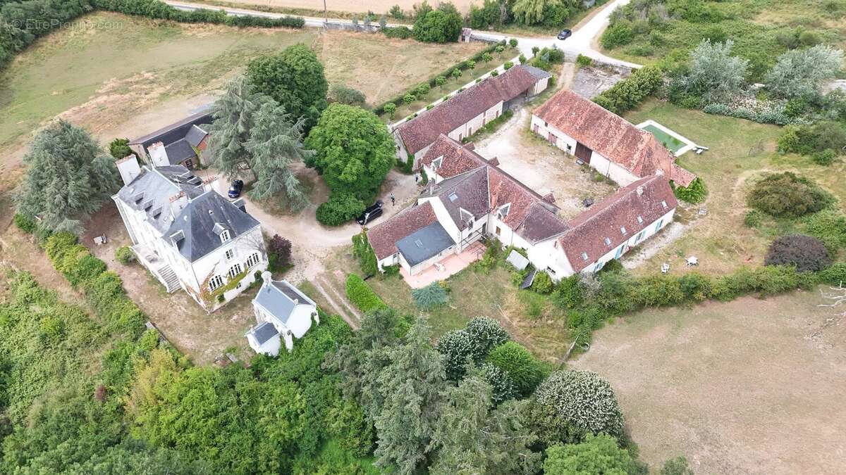 Maison à SAINT-GAULTIER