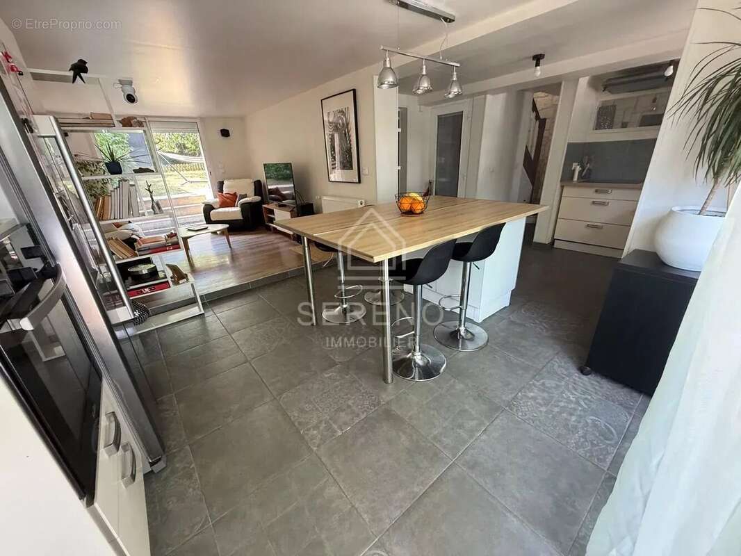 Maison à FONTENAY-SOUS-BOIS