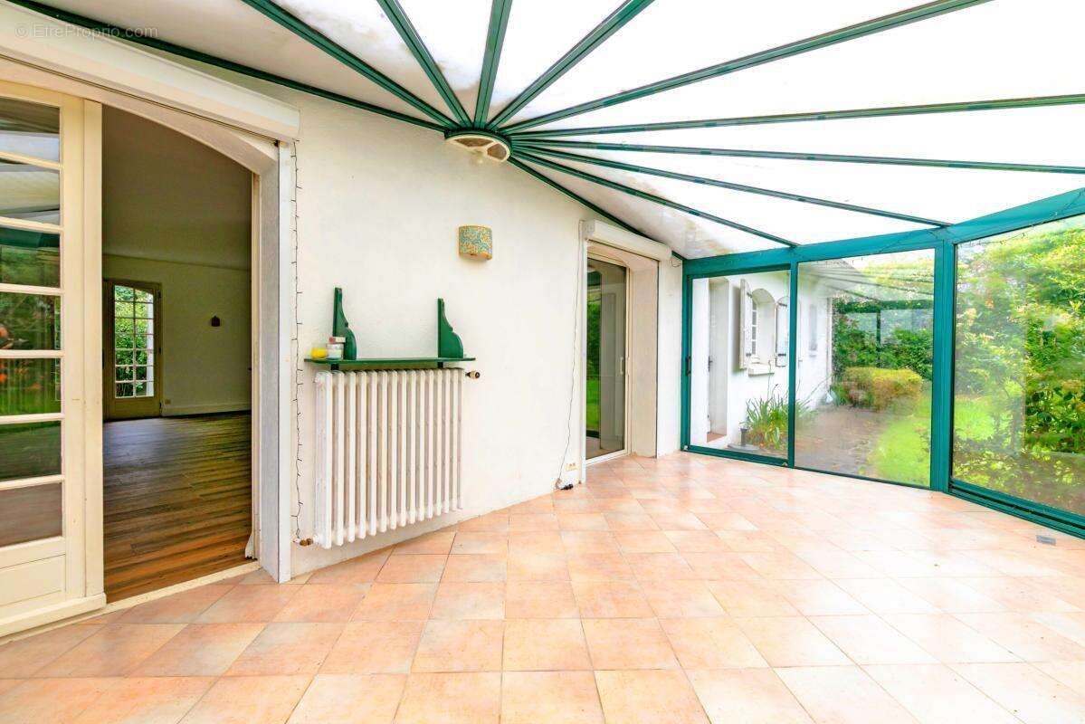 Maison familiale avec jardin - photo 6