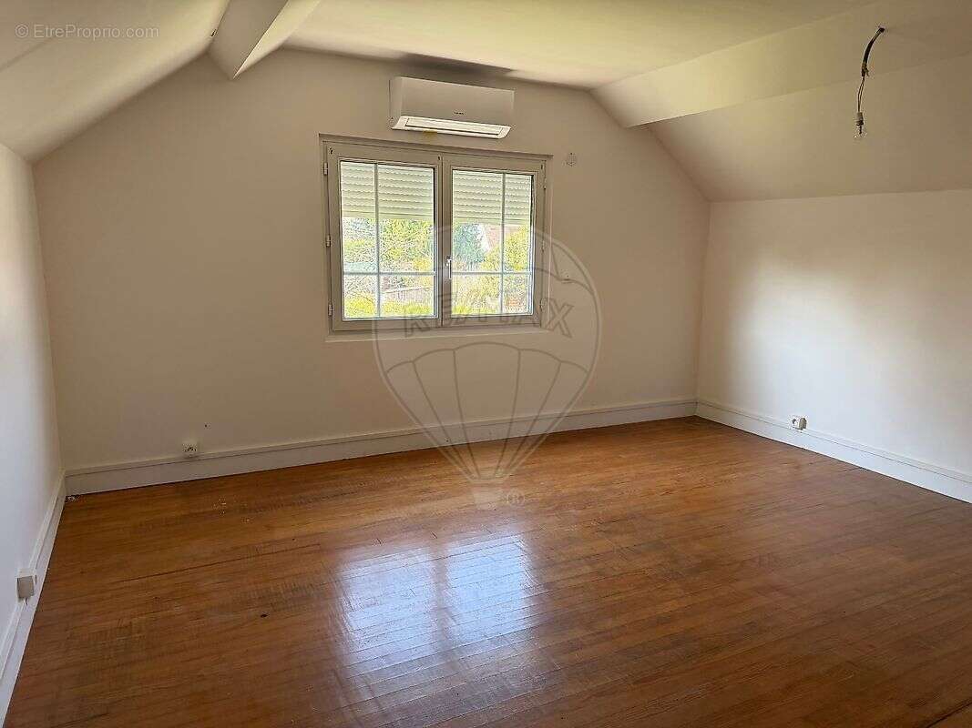 Maison à MAROLLES-SUR-SEINE