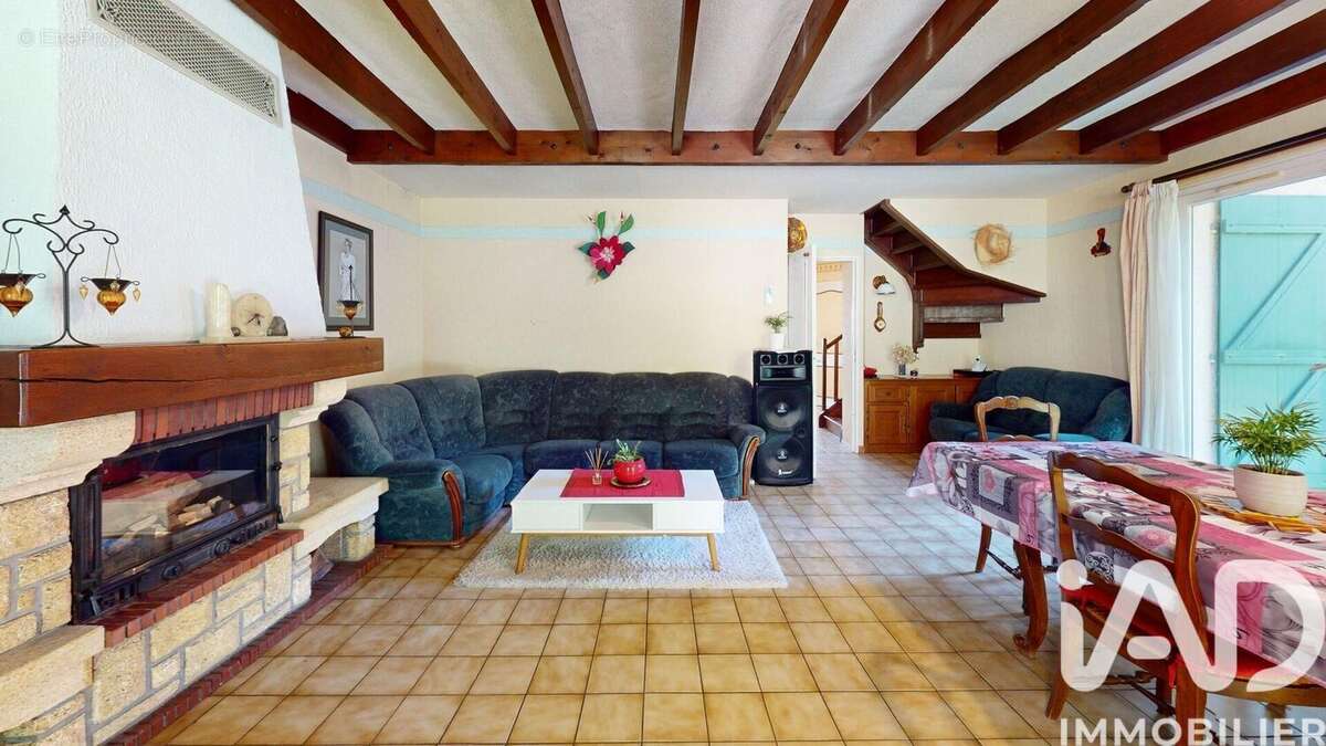 Photo 4 - Maison à SAVIGNY-LE-TEMPLE