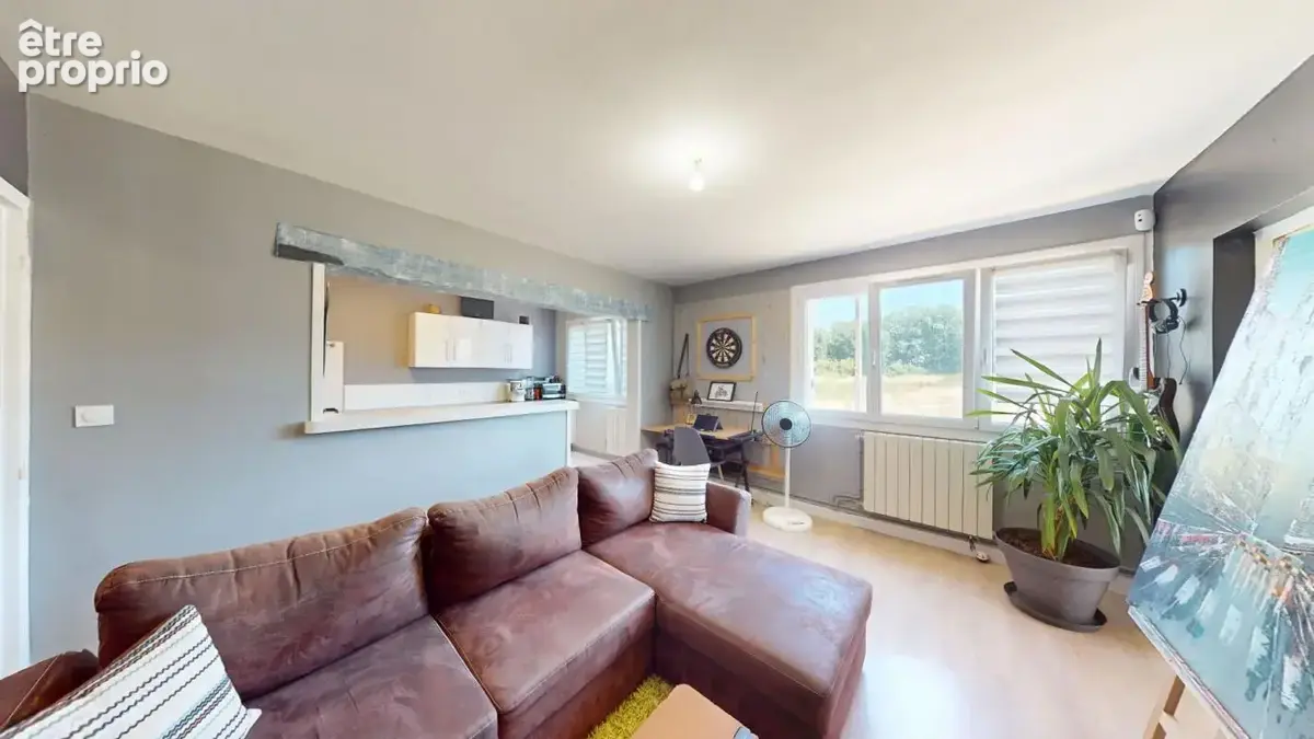 Appartement Vierzon 3 pièce(s) 77,93 m² - photo 3