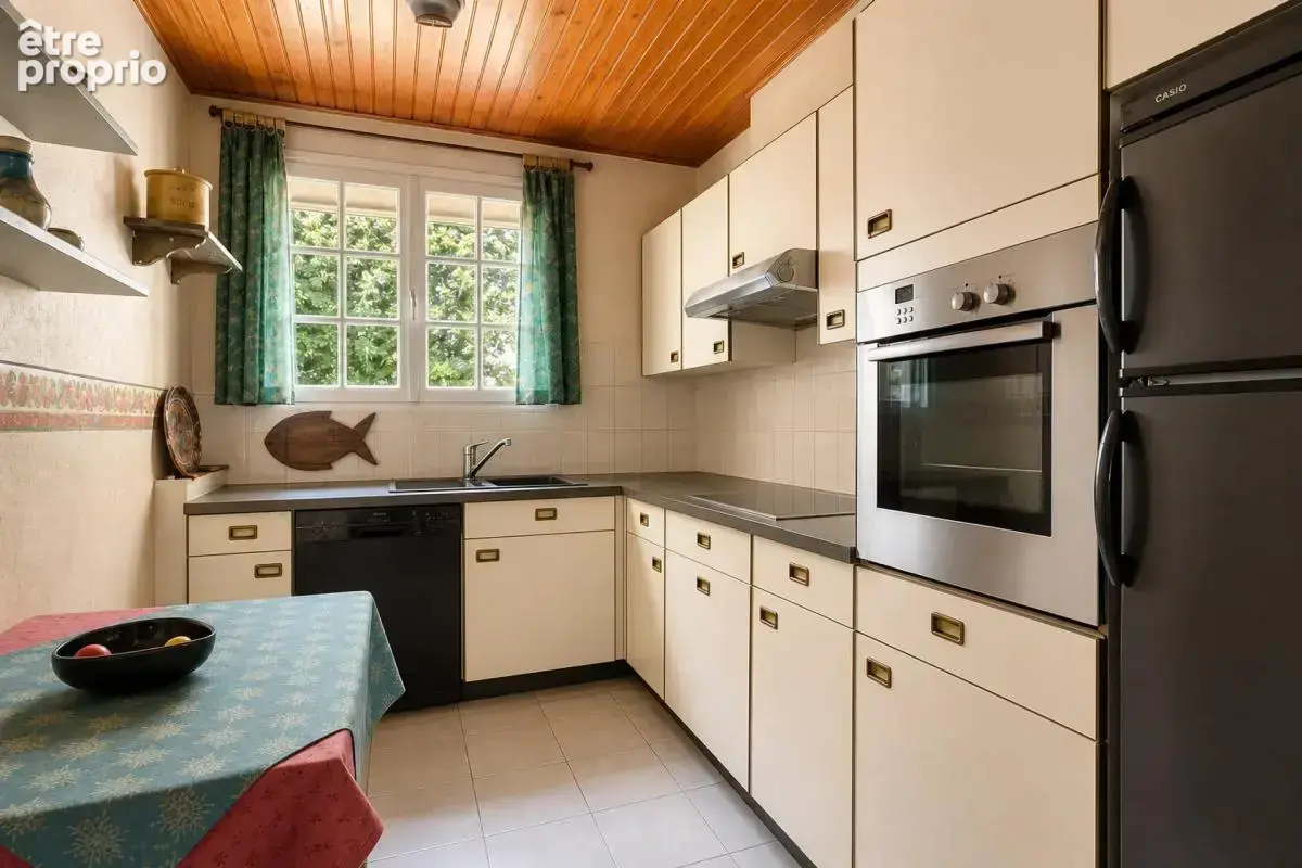 Maison de 8 pièces de 169 m² à Saint-Pons-de-Thomières - photo 9