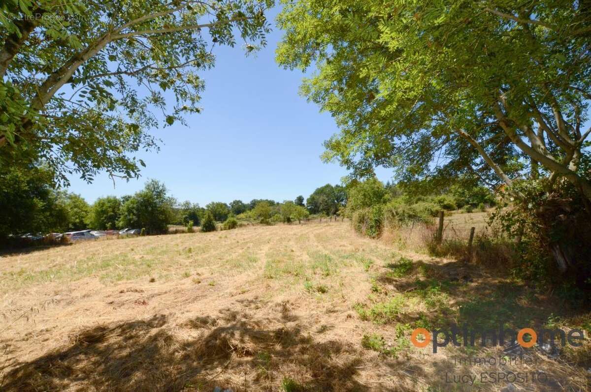  Ensemble immobilier avec énorme potentiel – Nieuil (Charente)  - photo 22