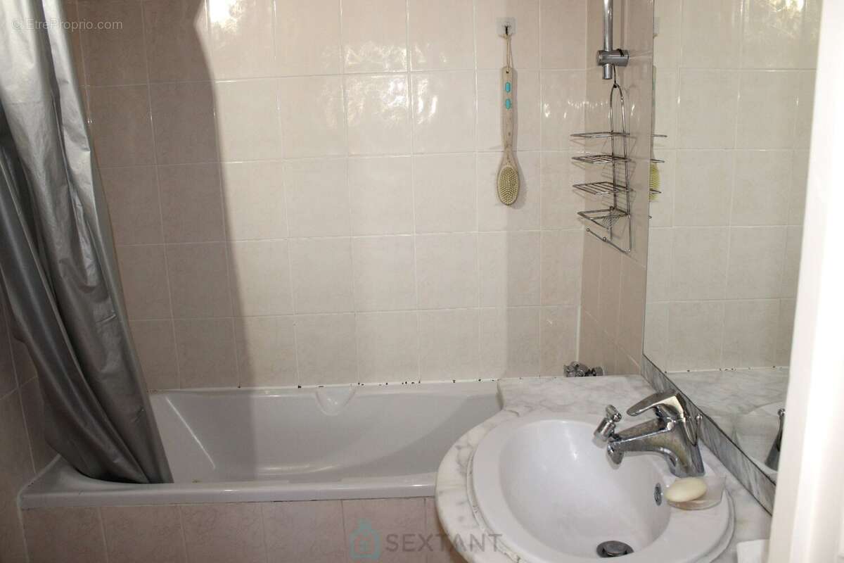 Appartement à NANTERRE