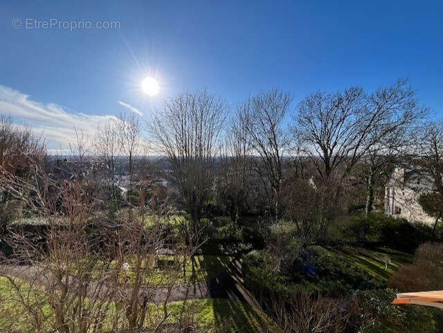 Appartement à NOGENT-SUR-MARNE