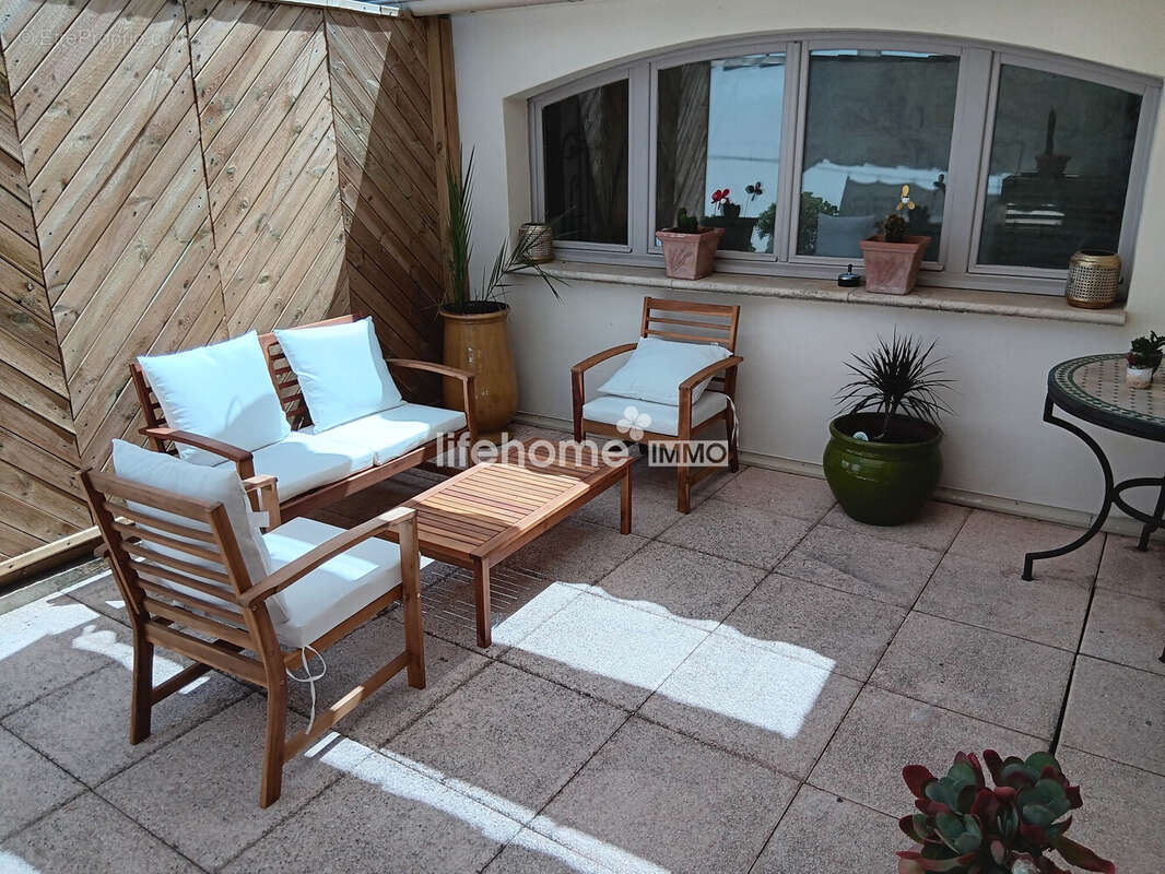 Appartement à NIMES