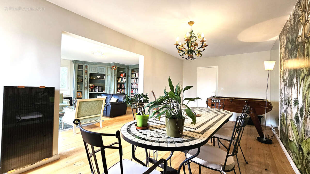 Appartement à FERNEY-VOLTAIRE