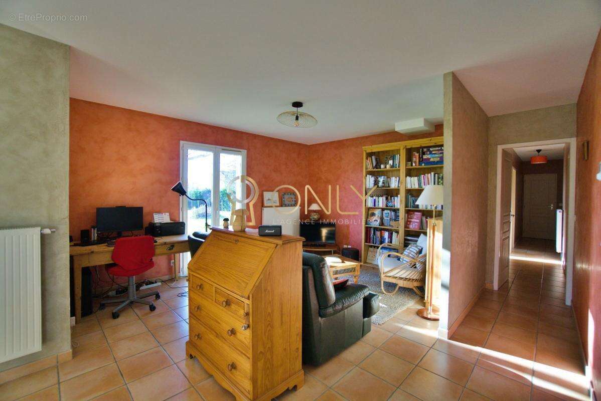Maison à REYRIEUX