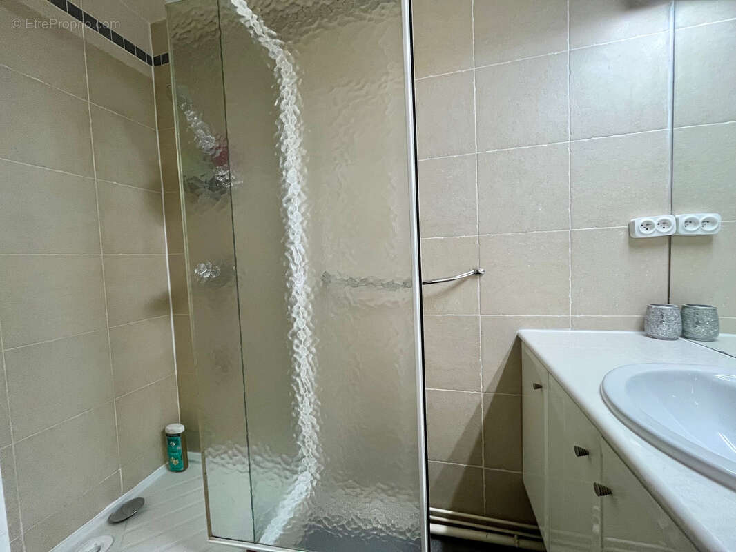 Appartement à SAINT-MAUR-DES-FOSSES