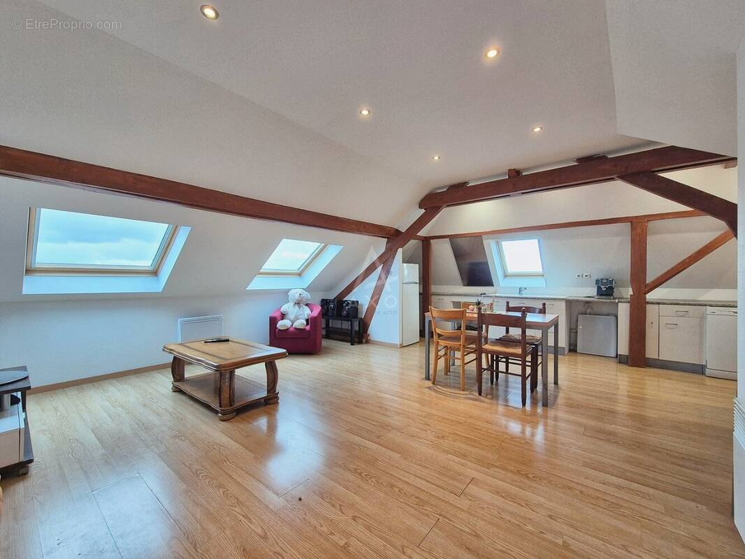 Appartement à AMNEVILLE