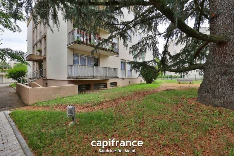 Appartement à TASSIN-LA-DEMI-LUNE