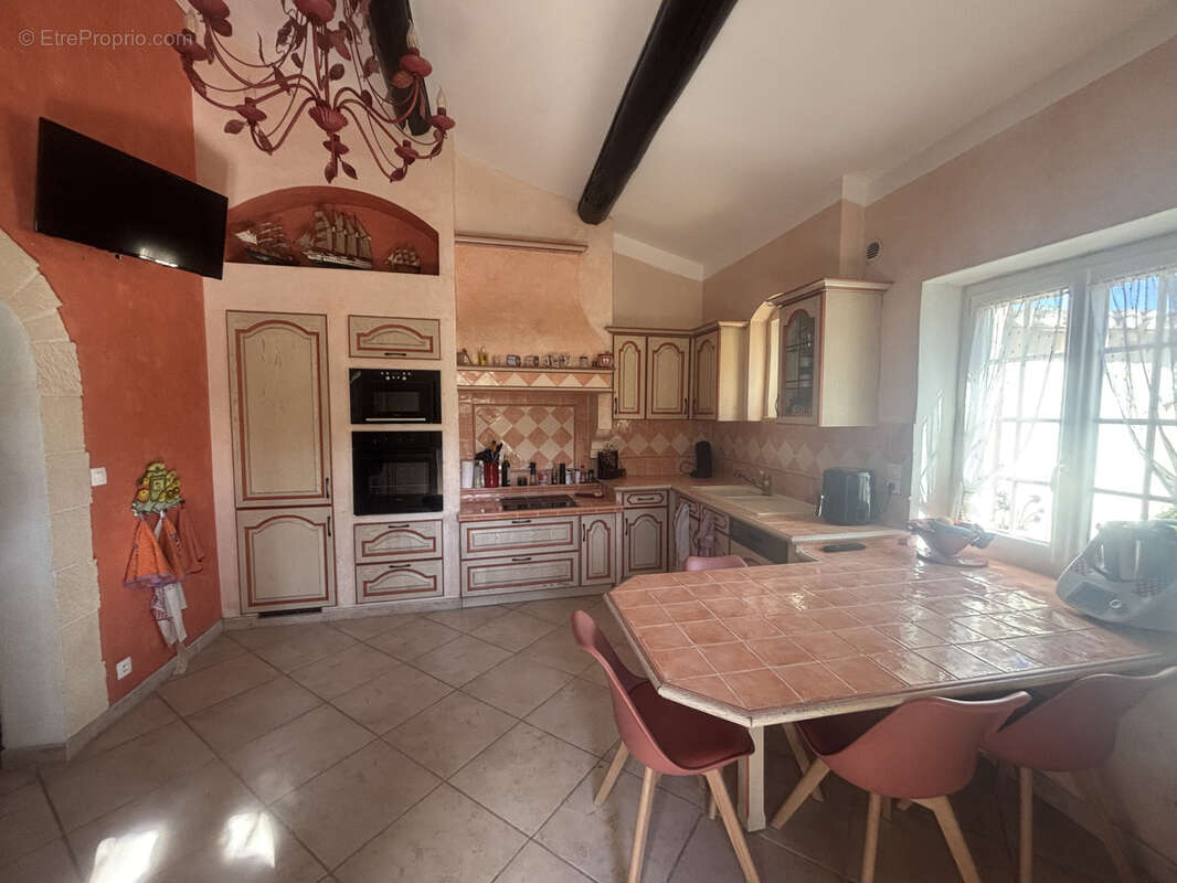 Maison à BELLEGARDE