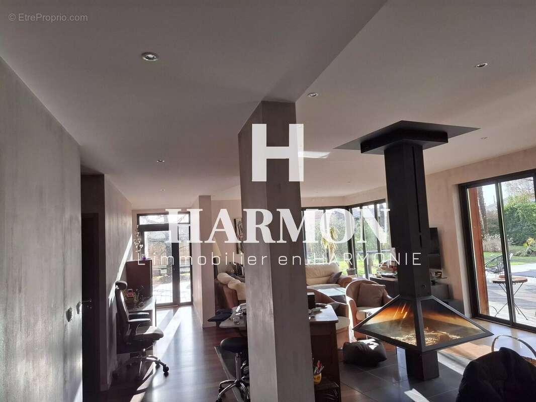 Maison à SAINT-SELVE