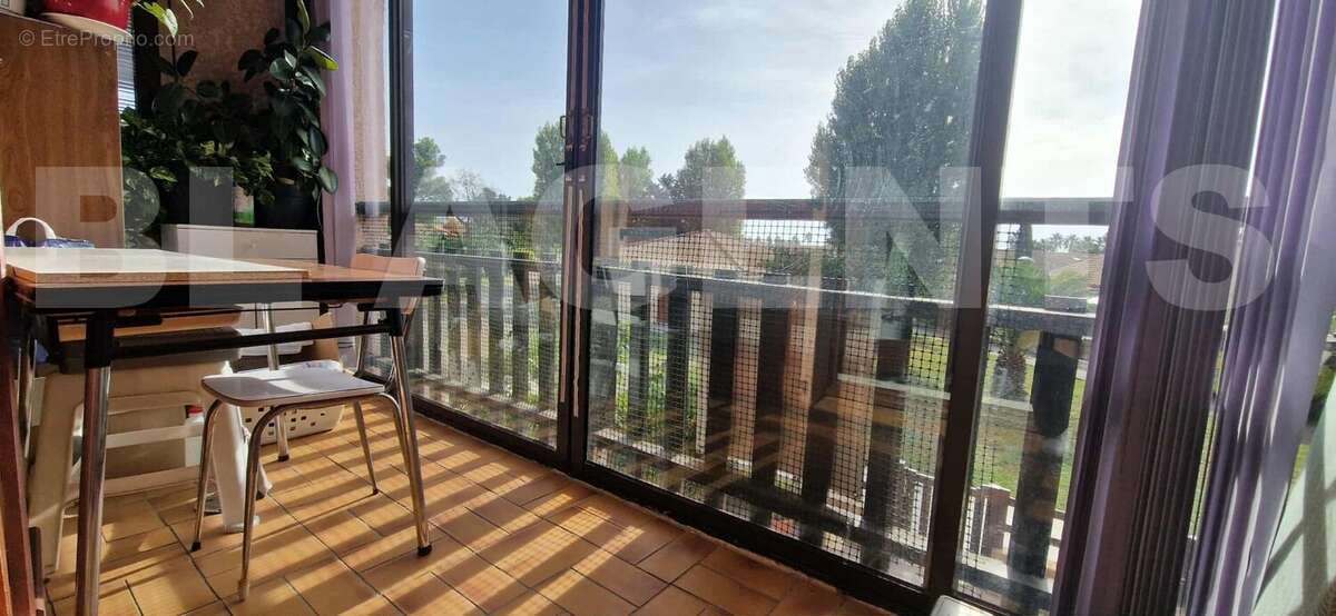 balcon - Appartement à SAINT-CYPRIEN