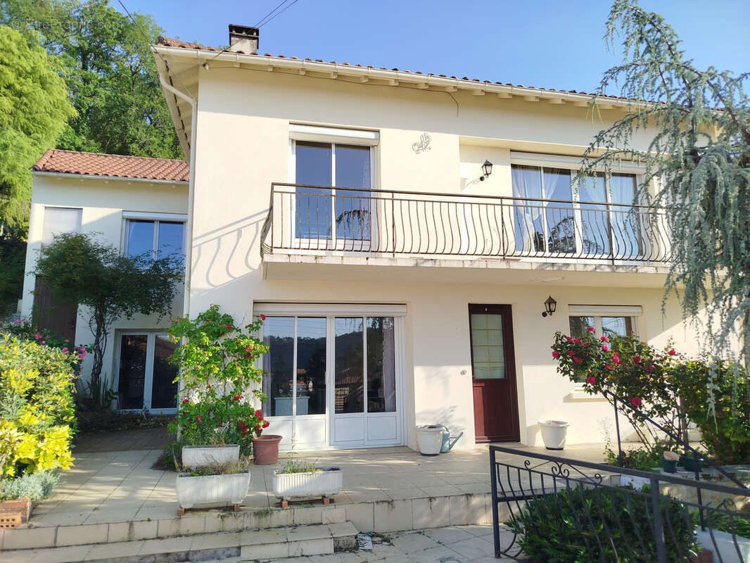 Maison à CAHORS
