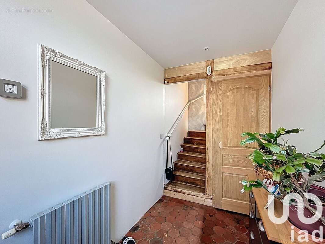 Photo 3 - Maison à LE COUDRAY-SAINT-GERMER