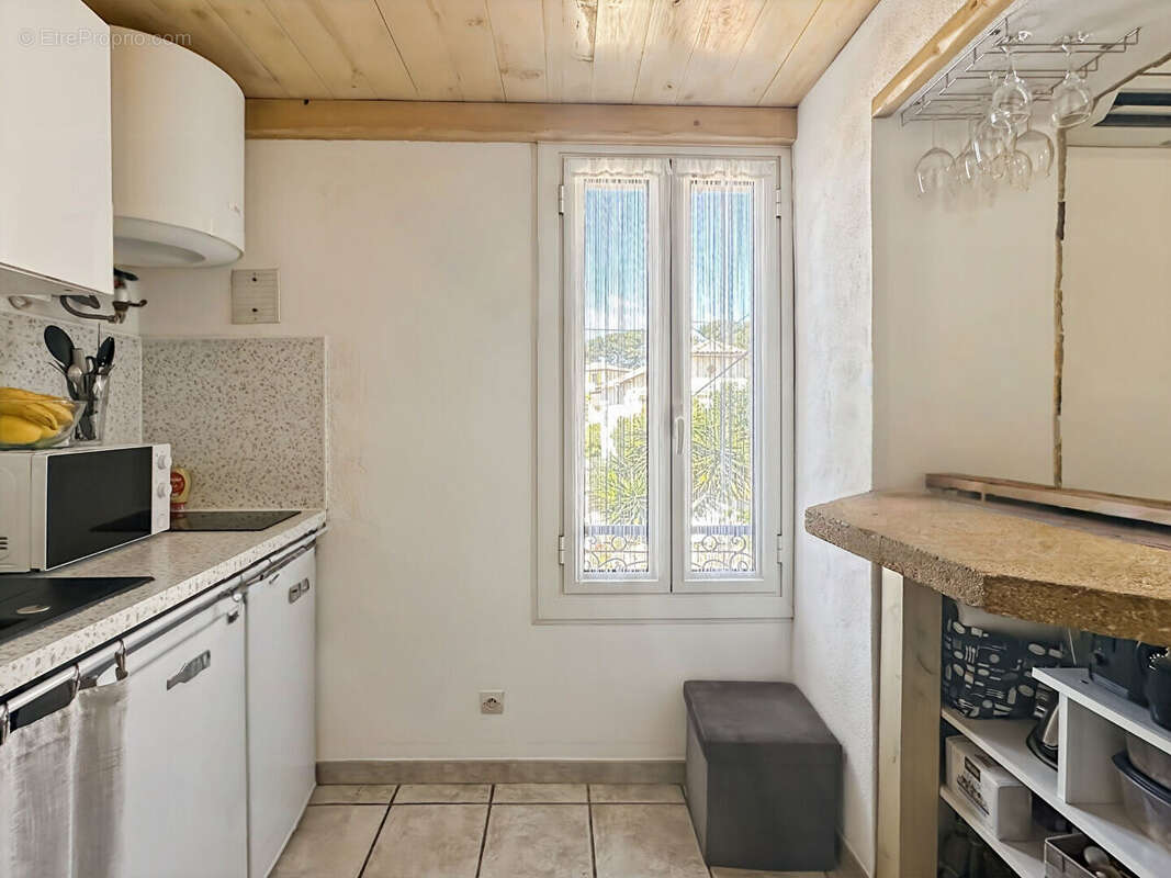 Appartement à SAUSSET-LES-PINS