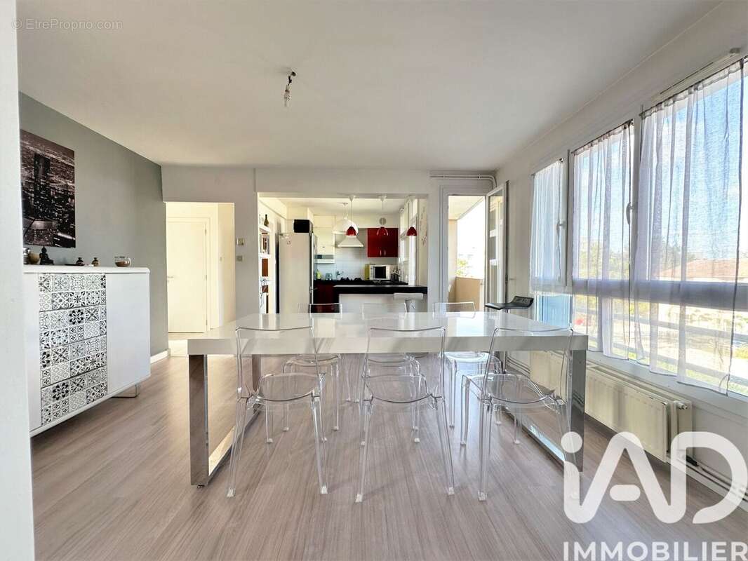 Photo 5 - Appartement à UZES