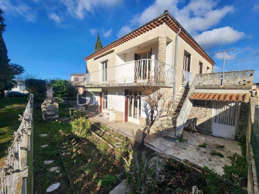 Maison à MONTELIMAR