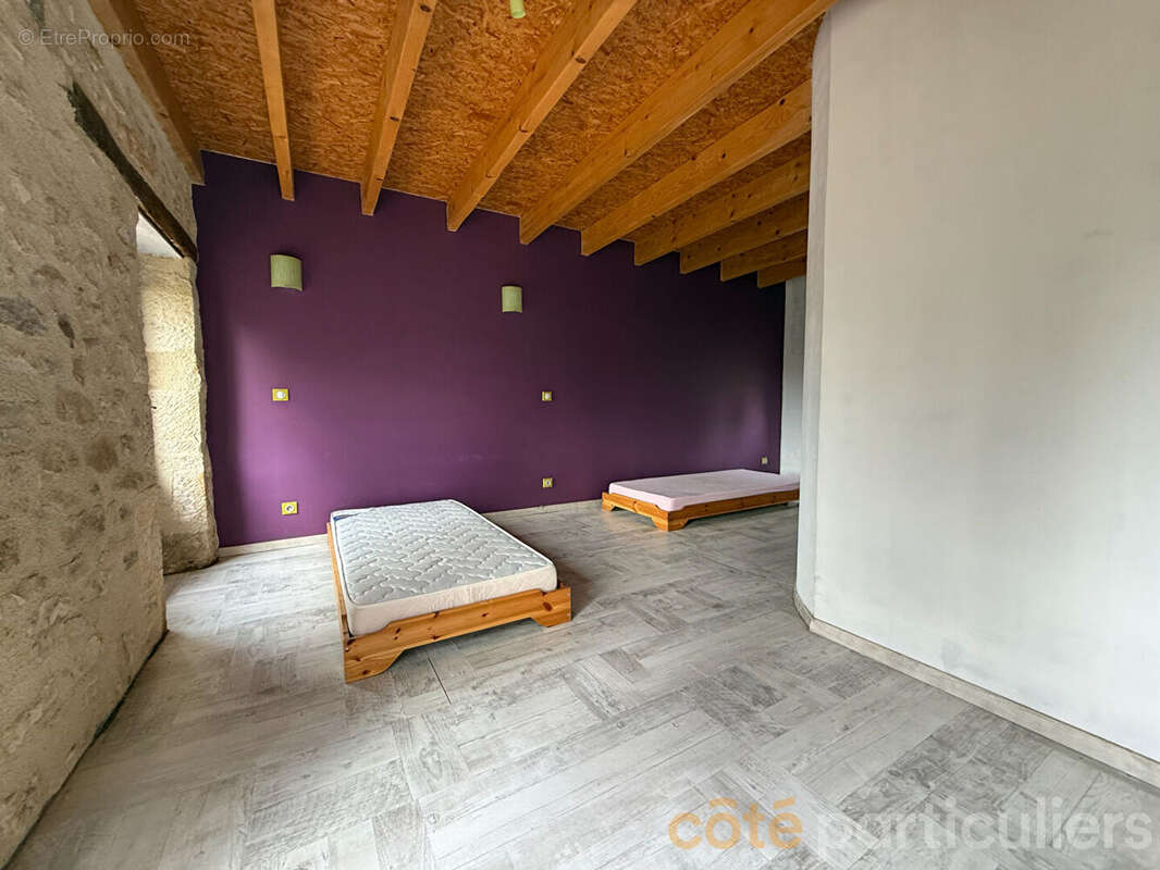 Maison à ORCENAIS