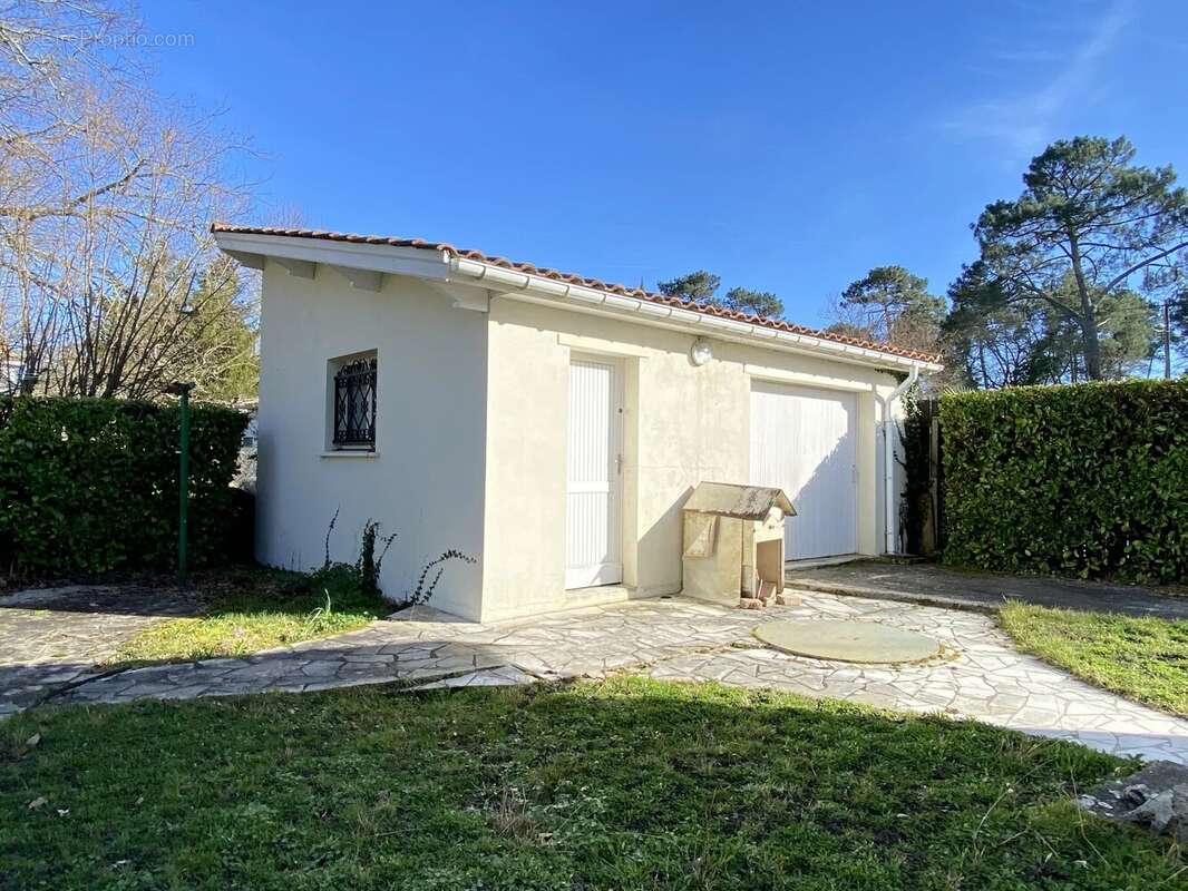 Maison à SAINT-MEDARD-EN-JALLES
