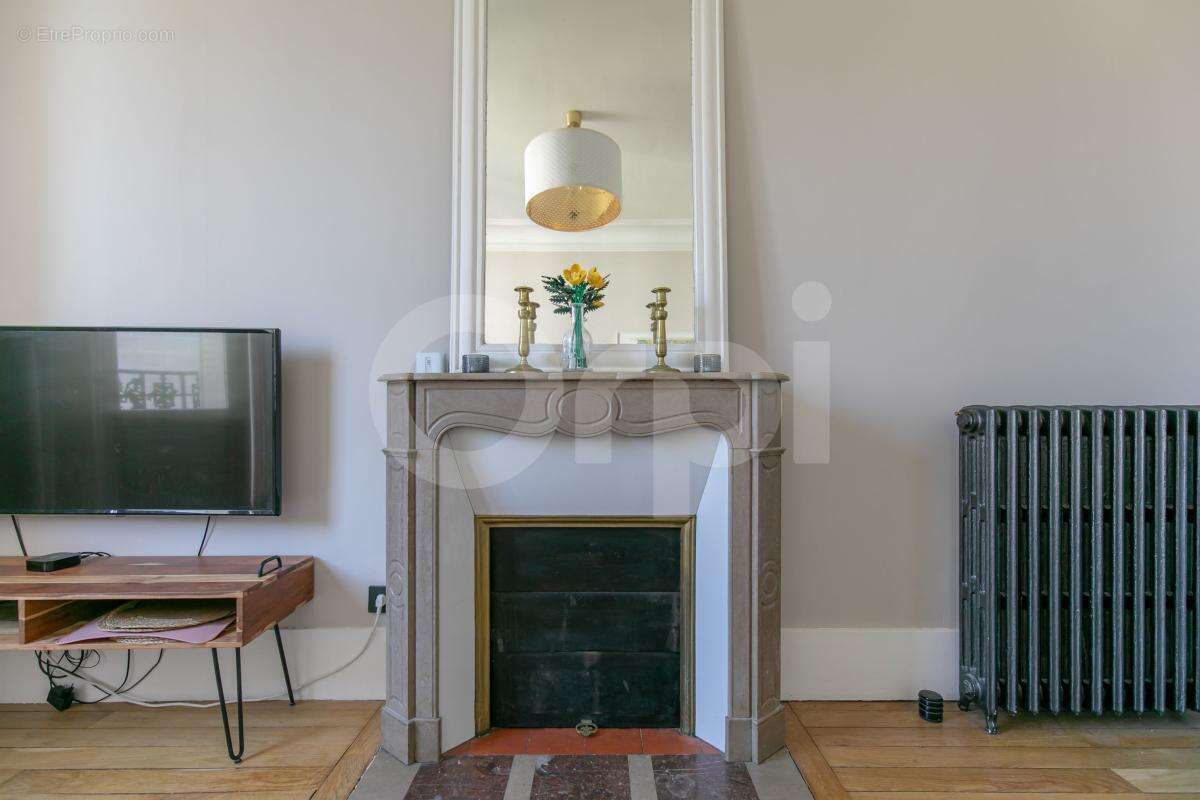 Appartement à NOGENT-SUR-MARNE