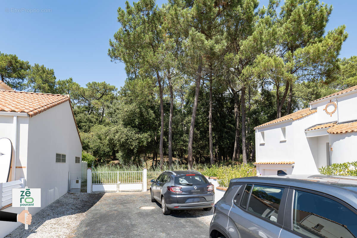 Terrain à LA TRANCHE-SUR-MER