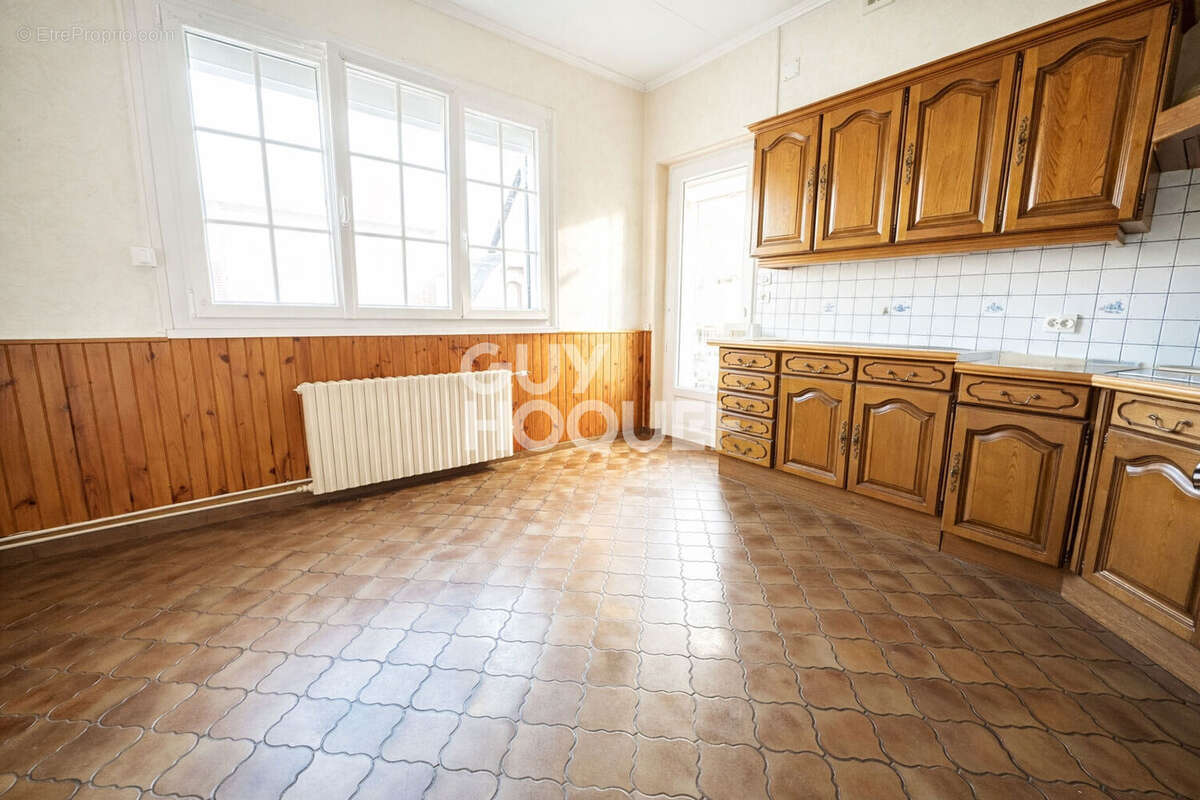 Maison 113 m² à Soissons  - photo 4