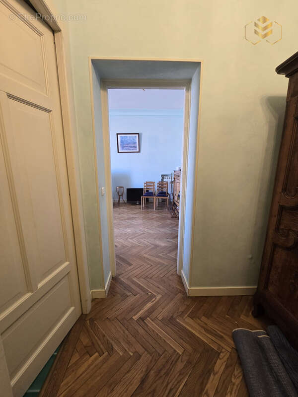 Appartement à MENTON