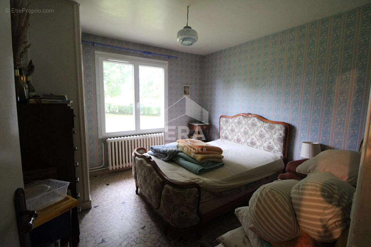 Maison à AMIGNY-ROUY