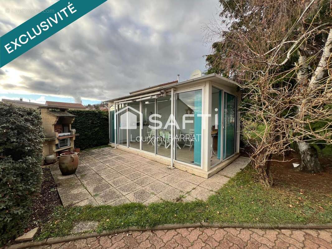 Photo 9 - Maison à LE BREUIL-SUR-COUZE