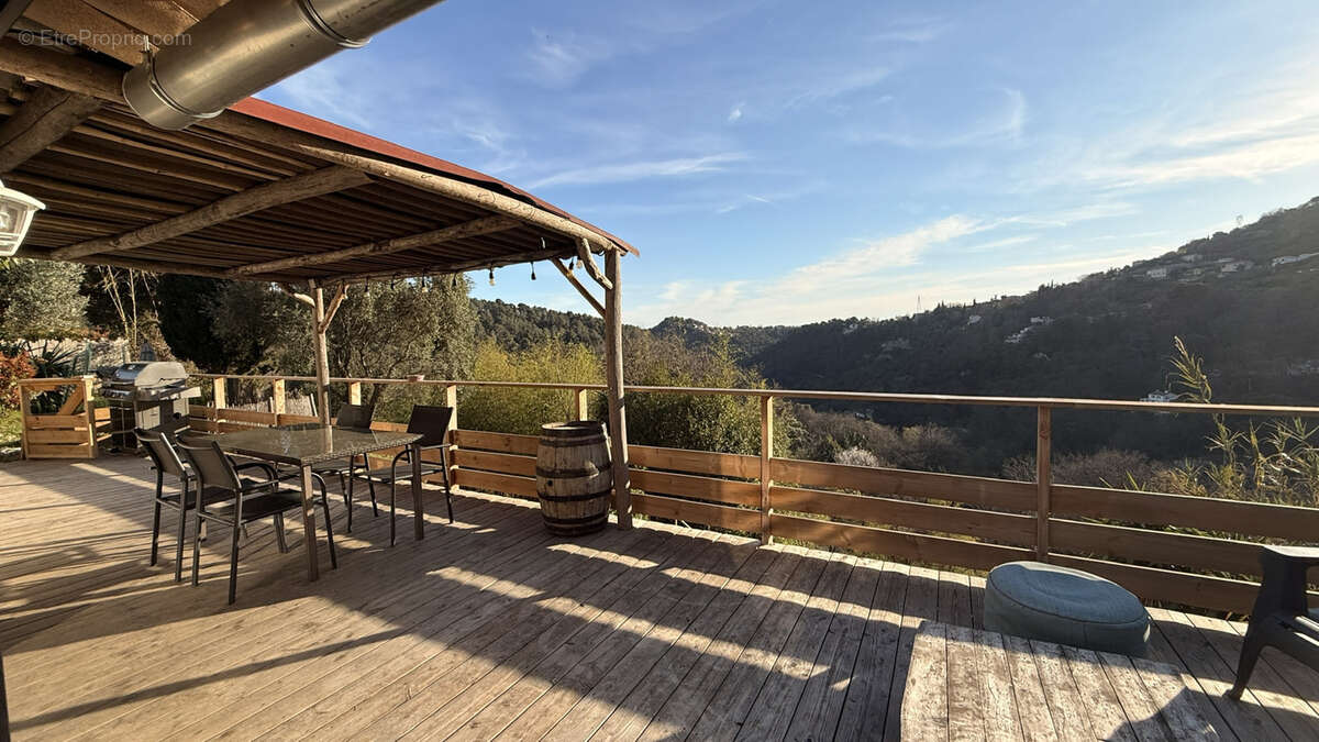 Maison à SAINT-JEANNET