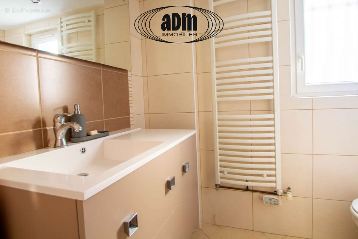 Maison à CHAMPS-SUR-MARNE