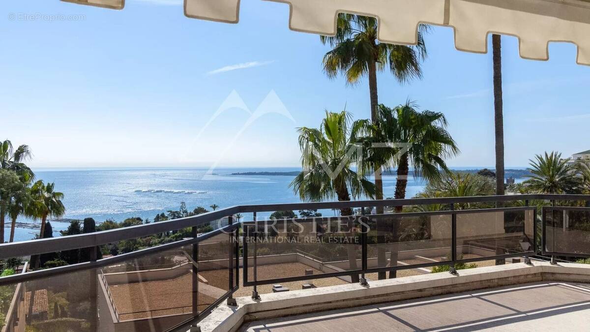 Appartement à CANNES